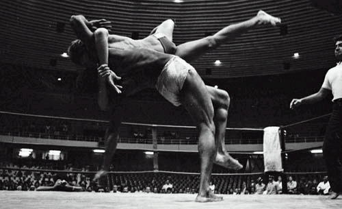 Veja vídeo de luta histórica entre Rei Zulu e Rickson Gracie