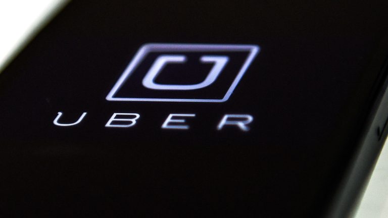 A Tribuna: Uber recruta mulheres para trabalhar em Vitória