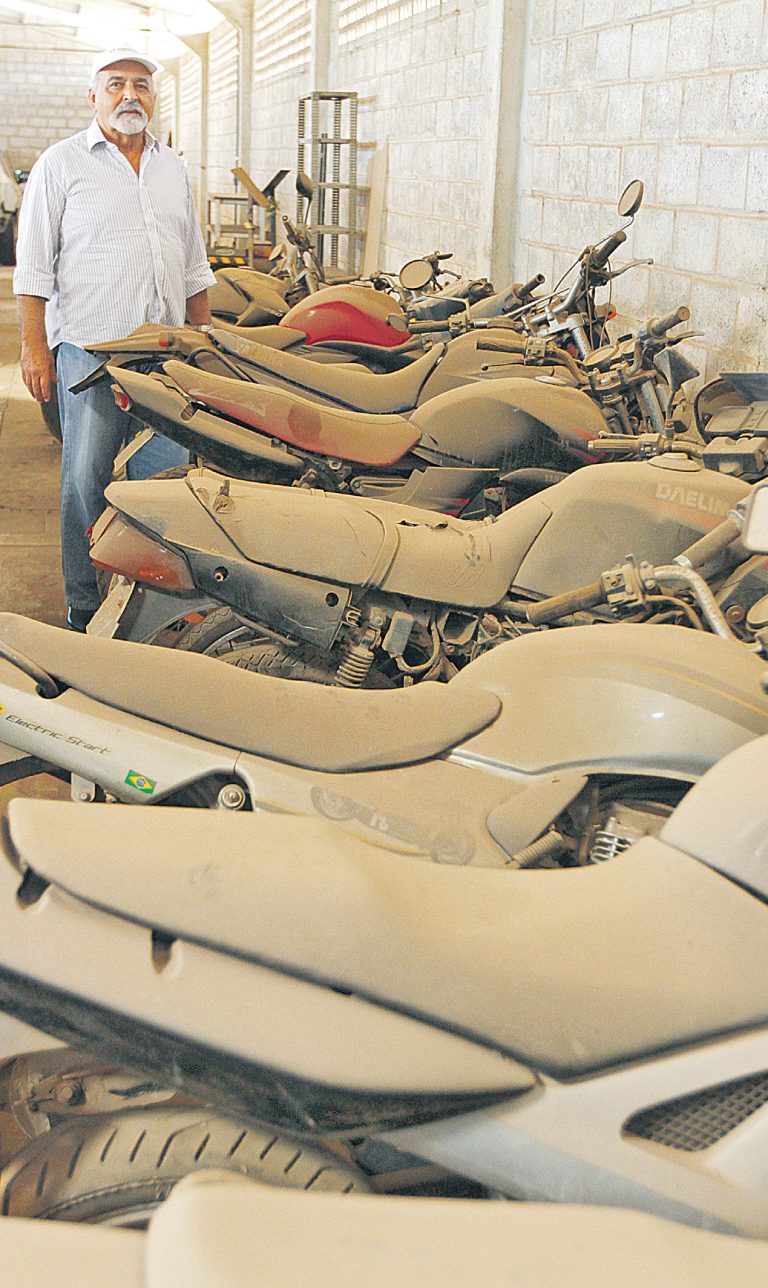 Quatro motos são retomadas por dia no Estado por falta de pagamento