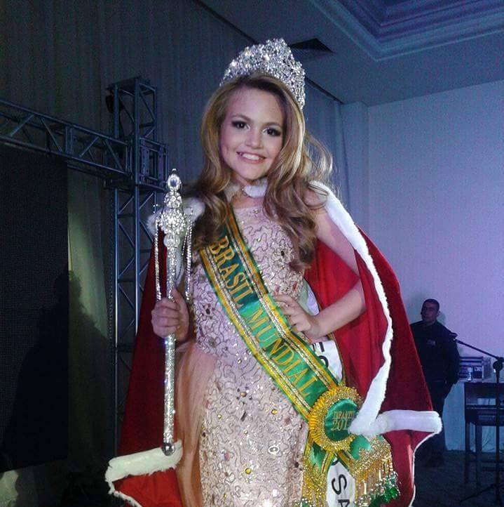 Capixaba de 10 anos é Mini Miss Brasil Mundial