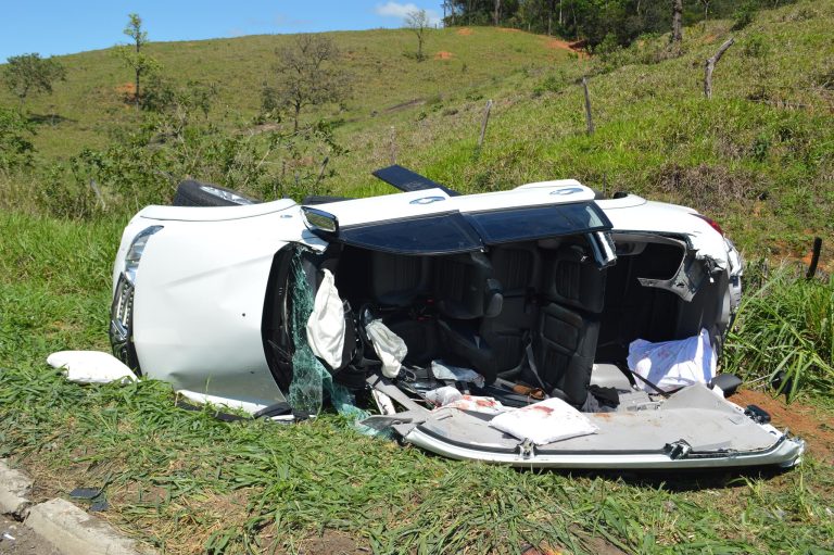 Empresário morre após acidente na BR-101 em Guarapari