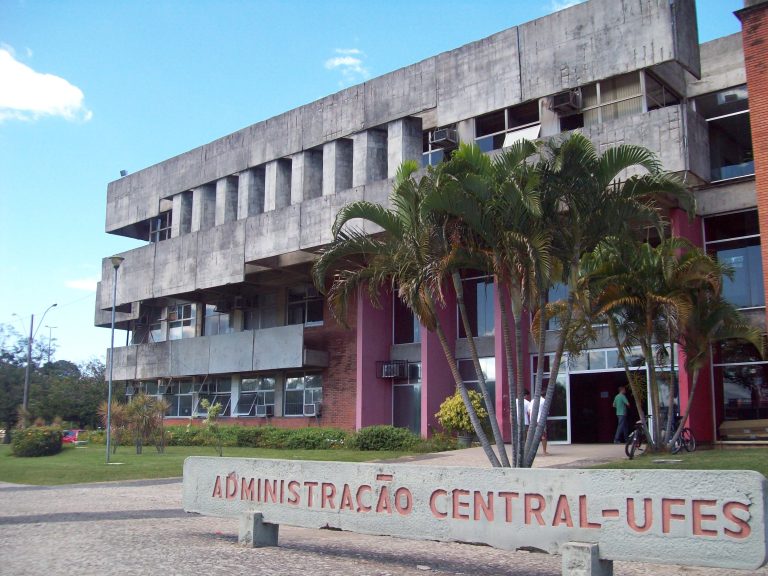 Ação na Justiça para desocupar 11 prédios da Ufes