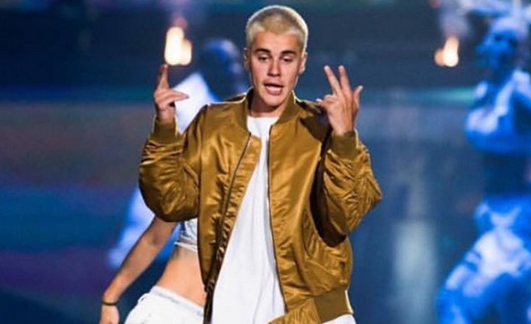 Justin Bieber dá soco no rosto de fã e o deixa sangrando