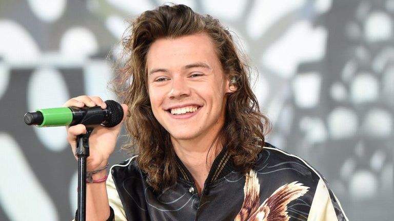 Harry Styles lança o primeiro clipe de sua carreira solo