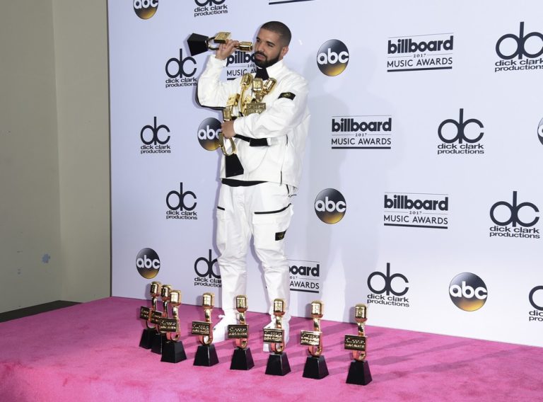 Drake foi o grande vencedor do Billboard Music Awards 2017, que aconteceu em Las Vegas