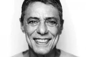 Chico Buarque divulga o nome de seu novo álbum