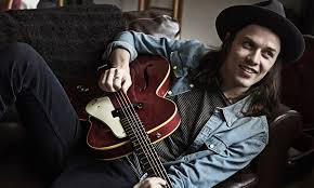 O cantor, compositor e guitarrista James Bay prepara novo álbum