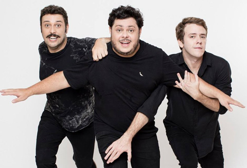 Agosto de diversão no teatro para crianças e adultos em Vitória