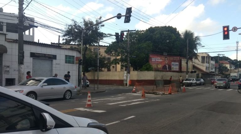 Mais dez dias para normalizar trânsito na avenida Maruípe