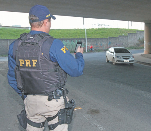 PRF vai abrir mais de 2 mil vagas com salário de R$ 9 mil