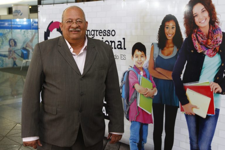 Educação que humaniza é tema do maior congresso de educação do Estado