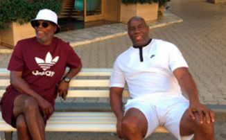 Magic Johnson e Samuel L. Jackson são confundidos com imigrantes na Itália