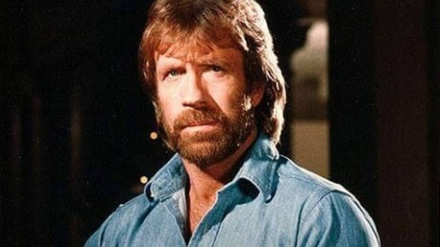 Chuck Norris sobrevive a dois ataques cardíacos seguidos