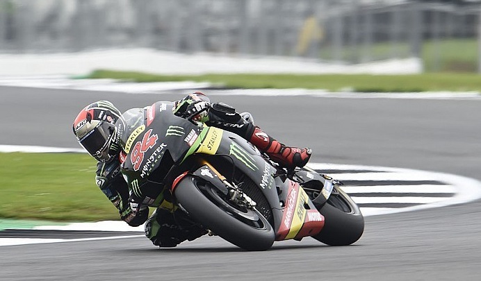 Piloto da Moto GP sofre acidente impressionante durante aquecimento para corrida