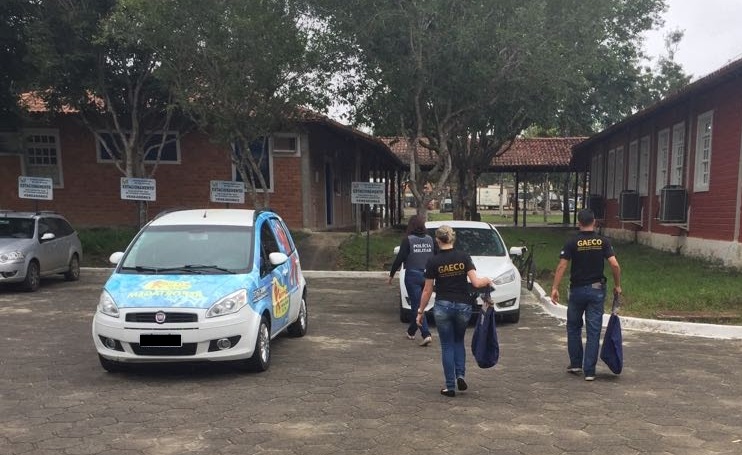 Operação investiga fraudes no setor de coleta de lixo no Estado