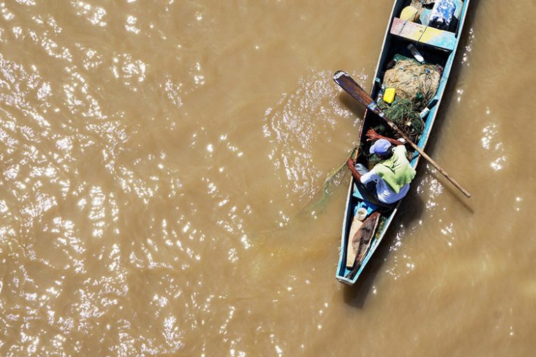 Juiz determina que Samarco construa barragens com comportas para proteger rios
