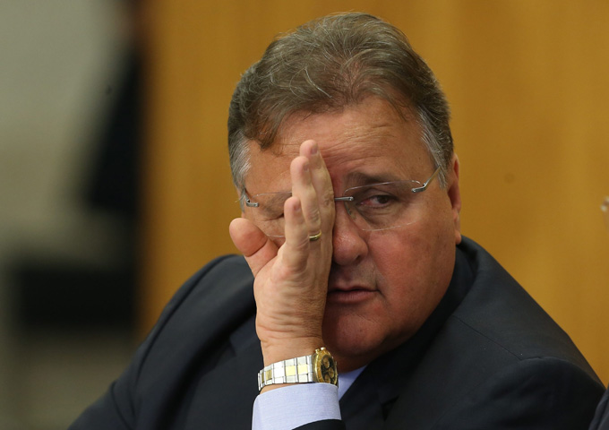 PMDB deve afastar Geddel nesta quarta-feira para tentar isolar crise