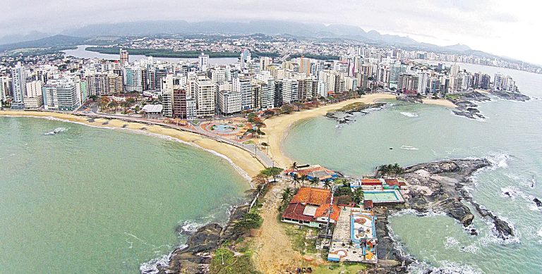 Guarapari completa 126 anos e encara novos desafios