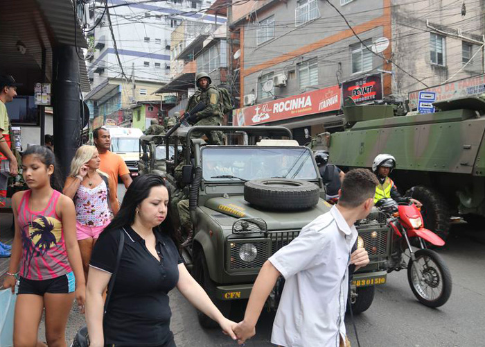 Guerra no Rio: Polícia prende integrante do bando de líder do tráfico na Rocinha