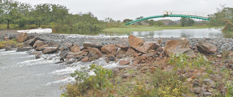 Vazão do Rio Jucu se aproxima do nível crítico