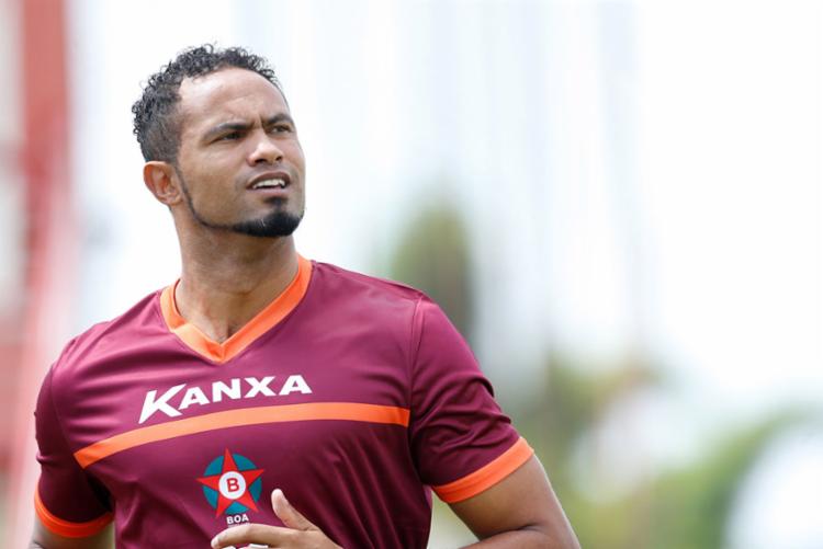 Justiça reduz pena do goleiro Bruno