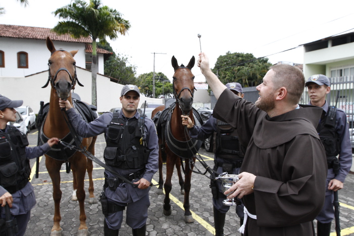 Religião: Missas e bênção de animais