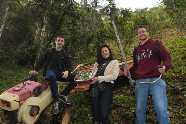 Jovens trocam a cidade por emprego no campo