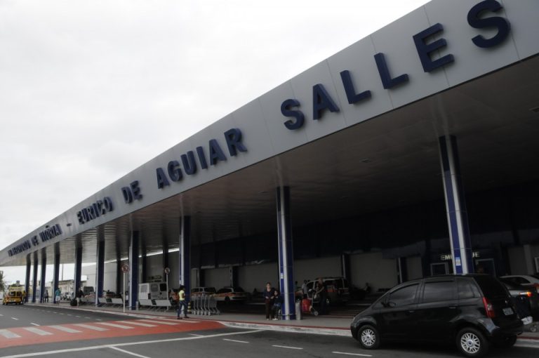 Aeronave que seguiria de Vitória para São Paulo apresentou problemas em voo anterior