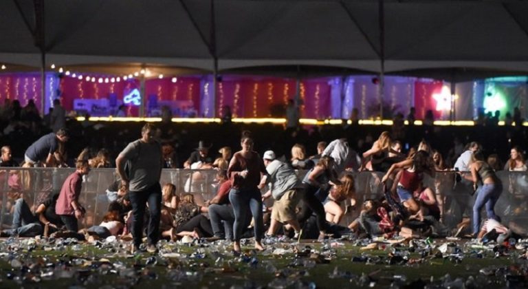 Brasileira fica presa em hotel durante tiroteio em Las Vegas