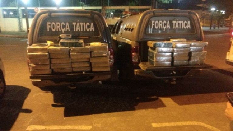 Paulistas são presos com mais de 300 quilos de maconha em Vila Velha