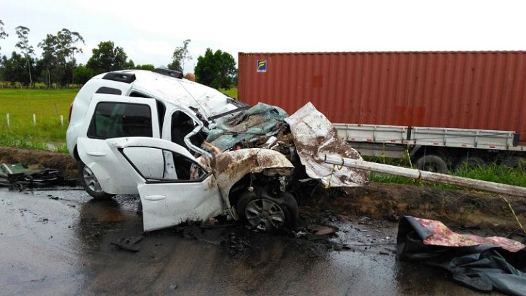 Acidente deixa três feridos na Rodovia do Contorno