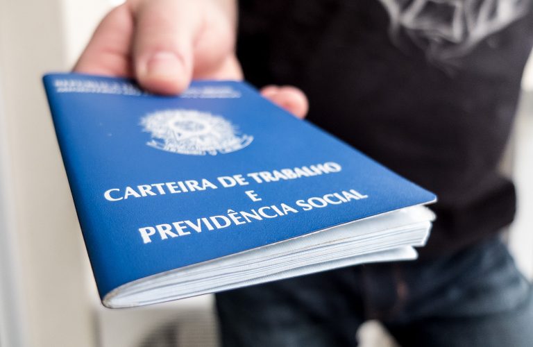 Semana inicia com quase 300 vagas de emprego nas agências do Sine