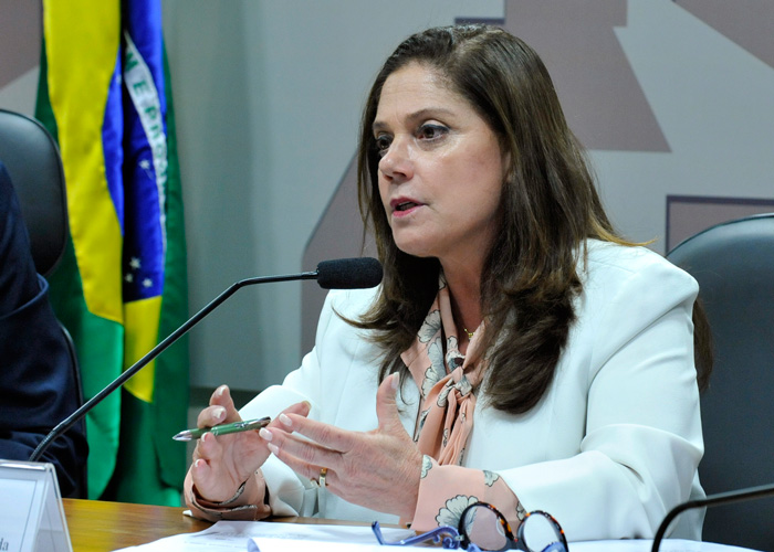Projeto que estabelece cota para mulheres no Legislativo deve voltar a discussão