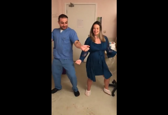 Médico de Vitória dança “Paradinha” com grávida para ajudar no parto