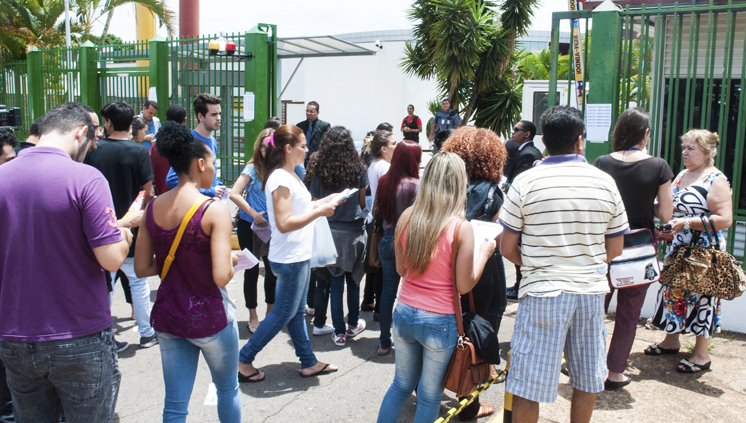 Enem terá detectores de metal em todos os banheiros