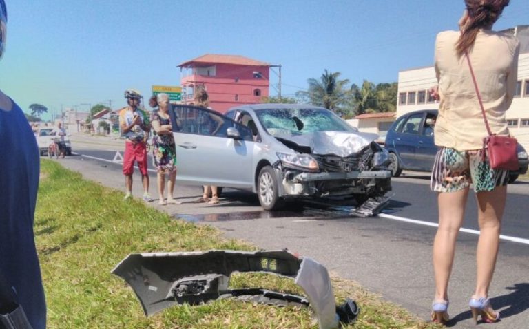 Motociclista morre em acidente na Rodovia do Sol