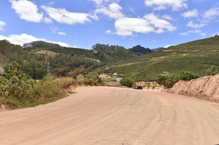 Estrada rural em Brejetuba será pavimentada