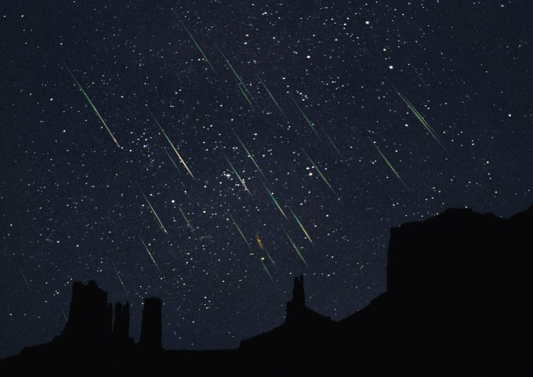 Chuva de meteoros poderá ser vista a olho nu neste fim de semana