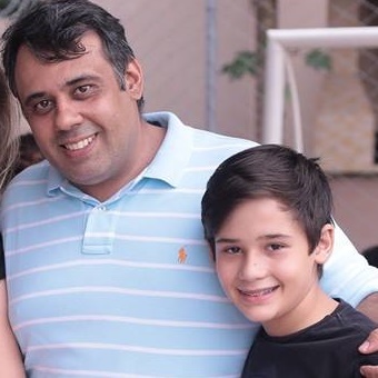 “Já perdoei. Foi uma fatalidade”, diz pai de menino morto por atirador