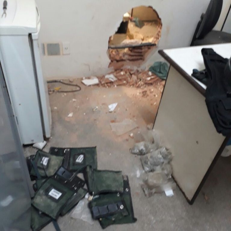 Bandidos arrombam cofre de supermercado e são presos pela Guarda Municipal