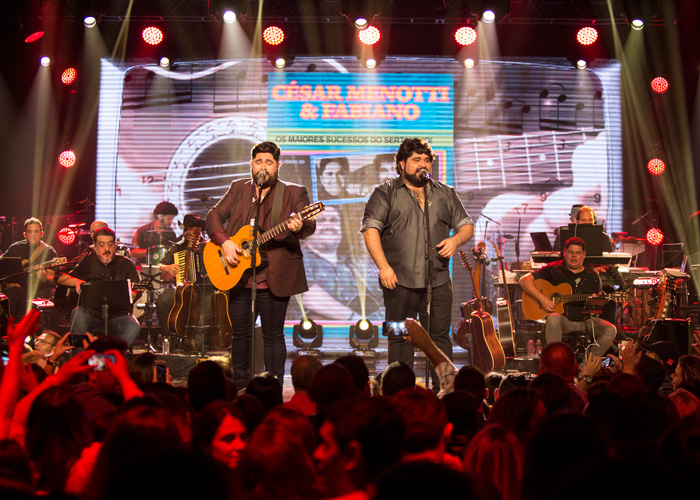 César Menotti & Fabiano voltam ao Estado com show recheado de sucessos