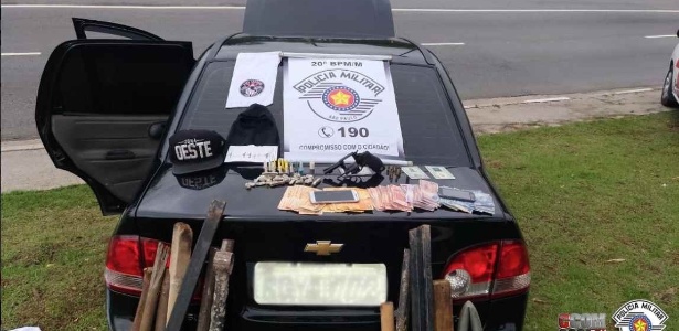 PM prende homens com barras de ferro, arma e ingressos para o clássico entre Corinthians e Palmeiras
