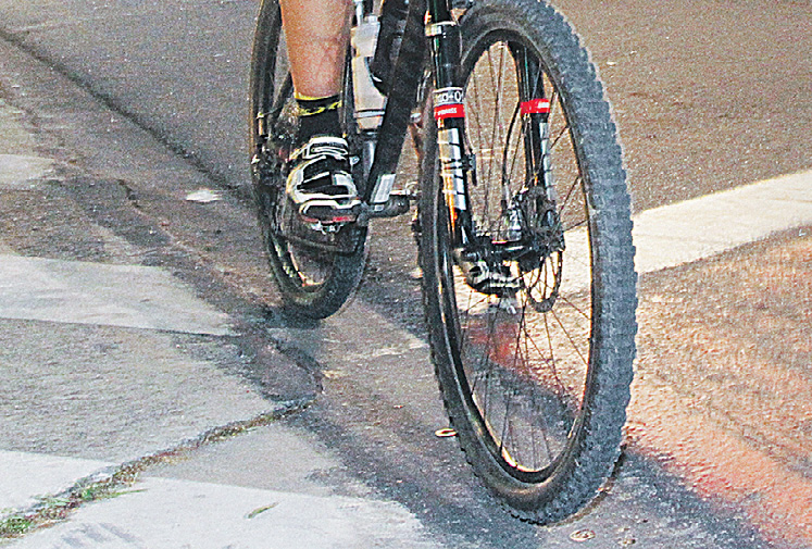 Justiça determina reforma de ciclovia