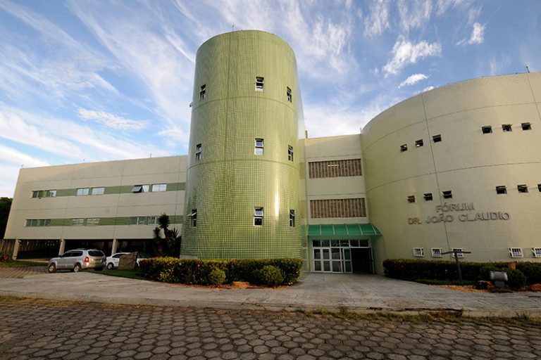 Falsos fiscais de órgão público estadual são condenados pela Justiça