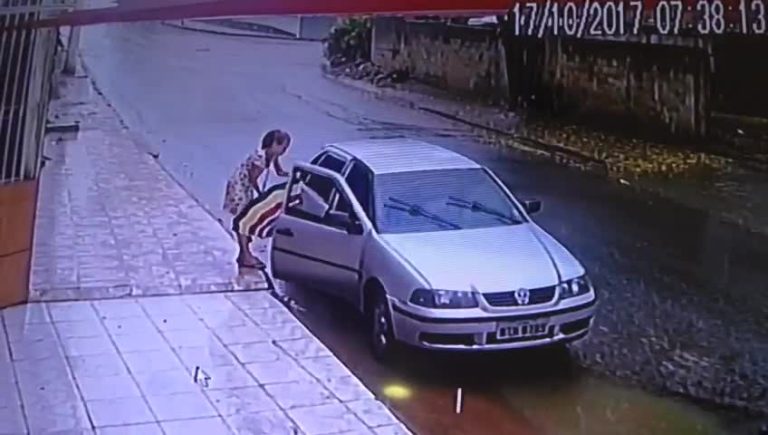 Padrasto diz que vestido encontrado junto à ossada é de Thayna