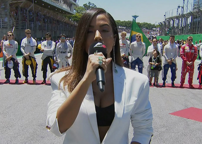 ‘Fracasso pode acontecer, eu não estou imune a ele’, diz Anitta sobre carreira internacional