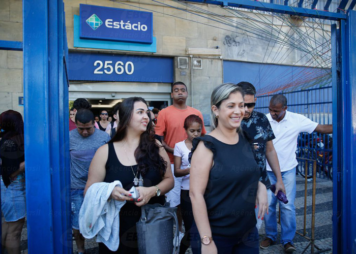 Candidatos do Enem encerram segundo dia e avaliam prova como difícil