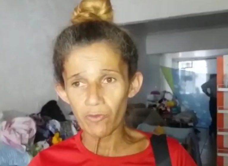 Mãe se recusa a enterrar filha por acreditar que ela esteja viva