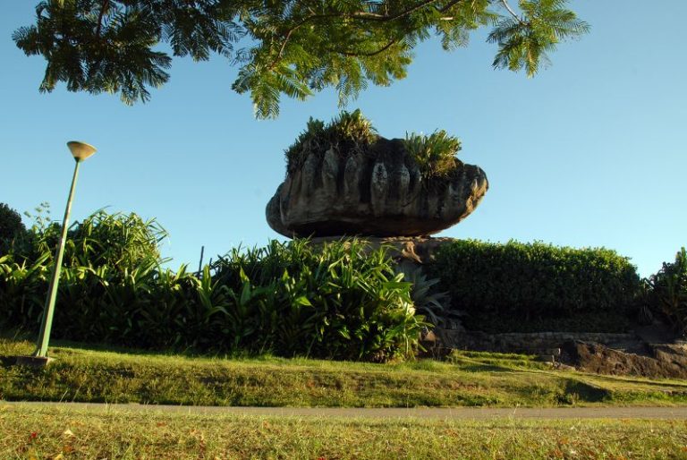 Festa no Parque Pedra da Cebola domingo