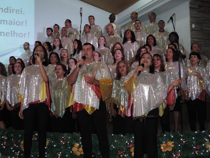 Religião: Natal fora de época em cena